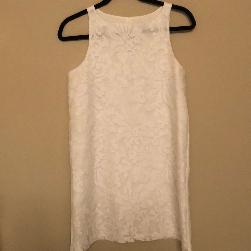 White sleeveless dress